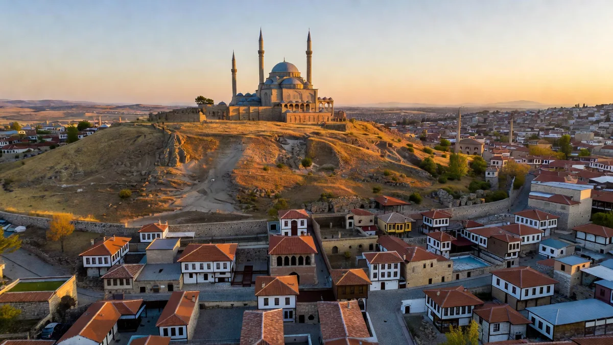 Alaeddin Tepesi Konya: Höyüğün Üzerindeki 8000 Yıllık Miras