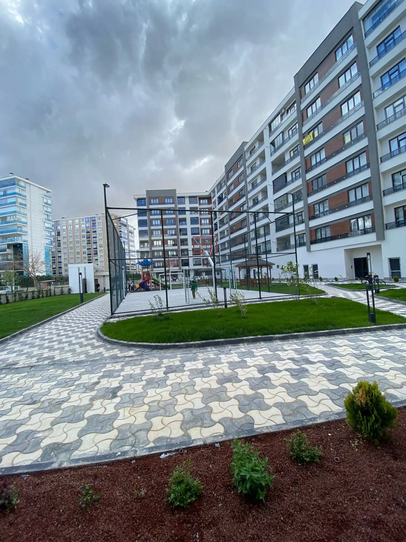 KONYA MERAM AHMET ÖZCAN CADDESİ 3+1 KİRALIK DAİRE!