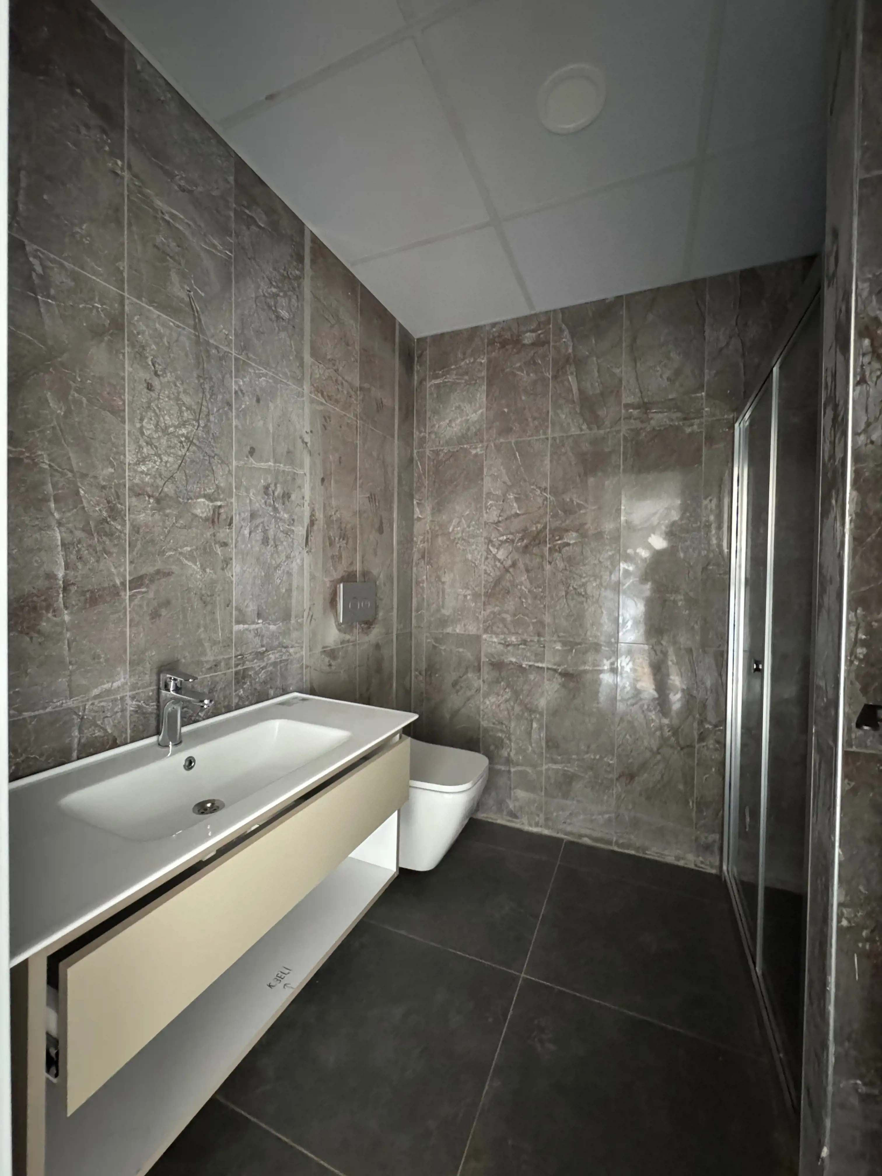 KONYA MERAM AHMET ÖZCAN CADDESİ 3+1 KİRALIK DAİRE!