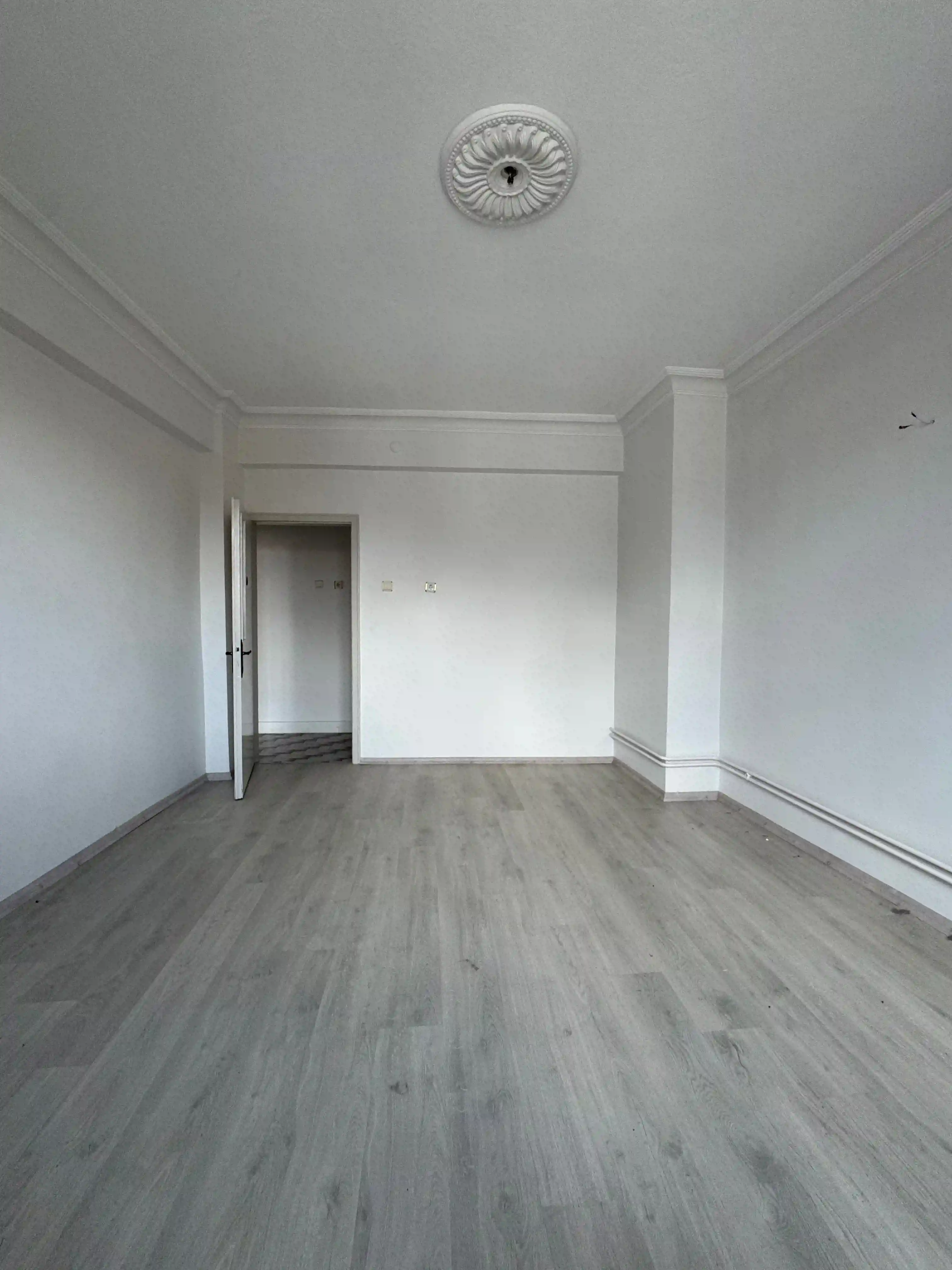 KONYA MERAM MELIKŞAH MAHALLESİ HOCA FAKIH CADDESİ 3+1 SATILIK DAİRE!
