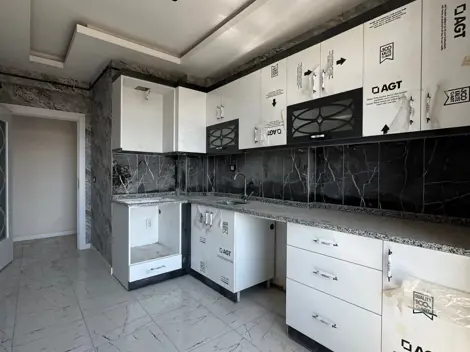 Konya Meram Çaybaşı Neighborhood 2+1 Brand New Apartment for Rent! - photo 2