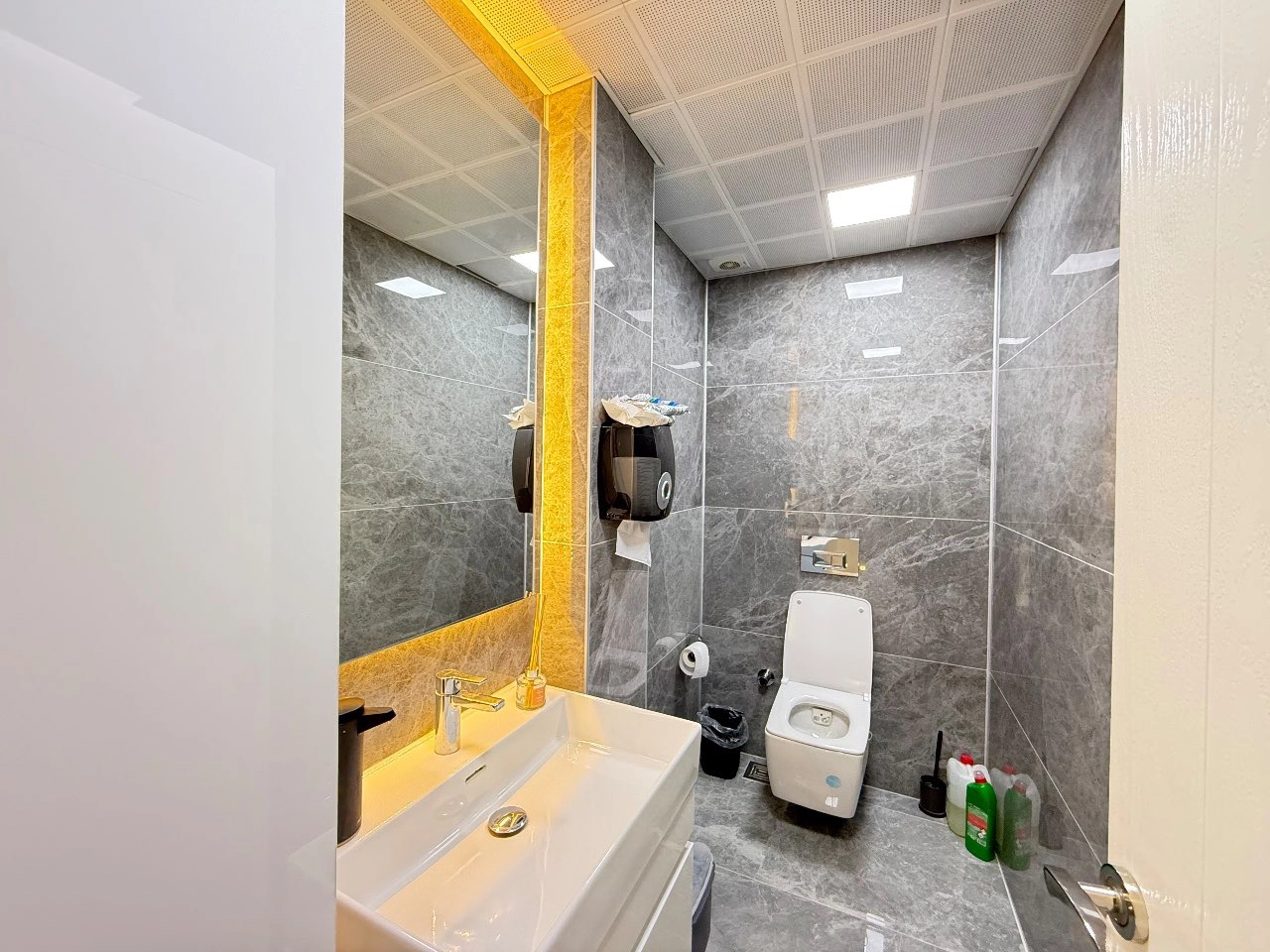 ŞEFİKCAN CADDESİ KÜLTÜR REZİDANS 3+1 KİRALIK DAİRE! 