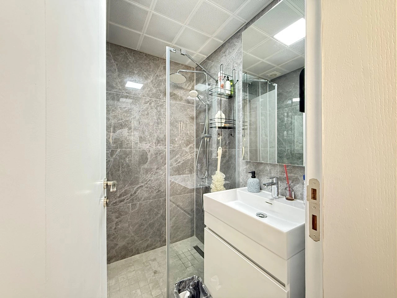 ŞEFİKCAN CADDESİ KÜLTÜR REZİDANS 3+1 KİRALIK DAİRE! 