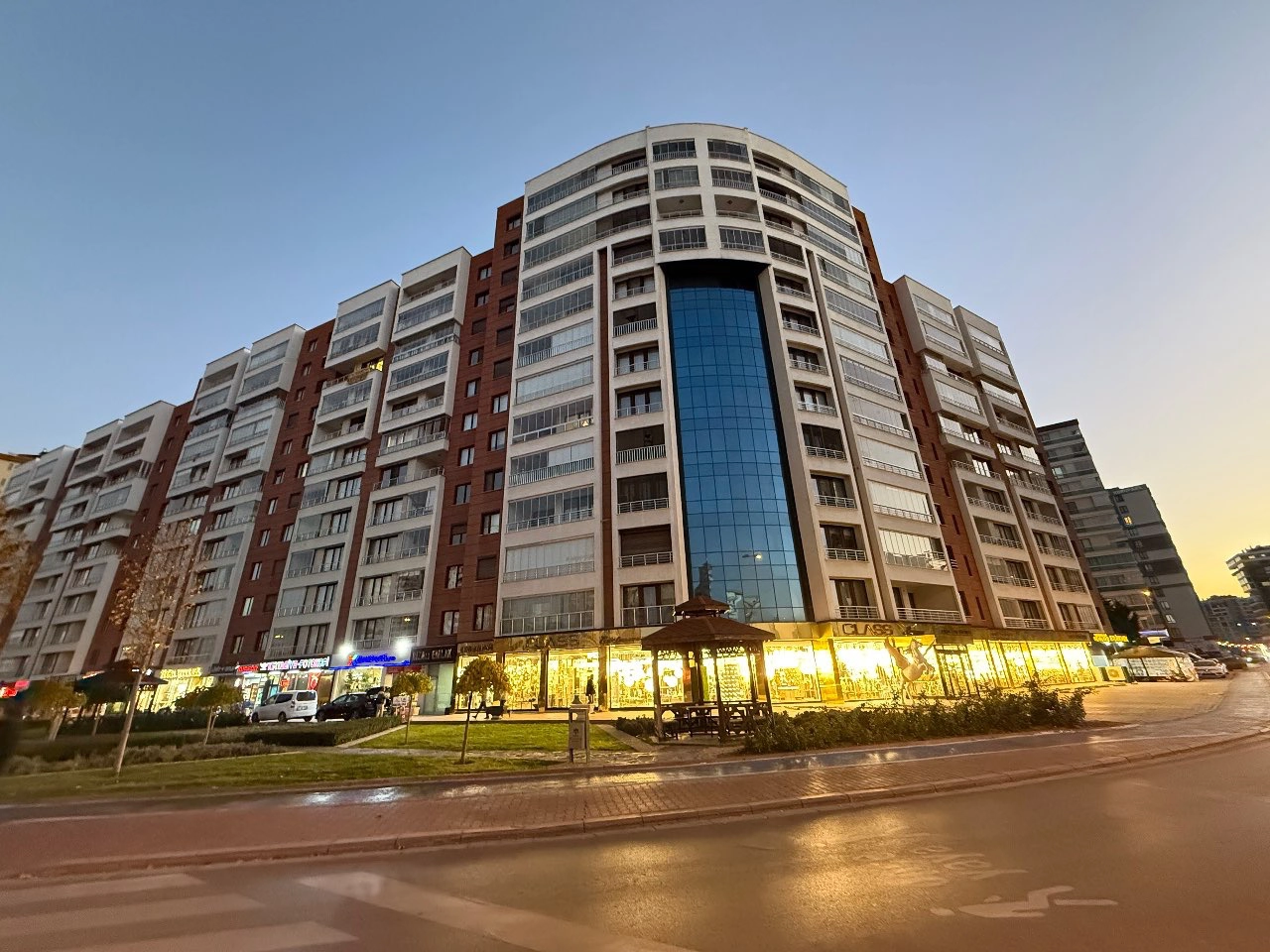 ŞEFİKCAN CADDESİ KÜLTÜR REZİDANS 3+1 KİRALIK DAİRE! 