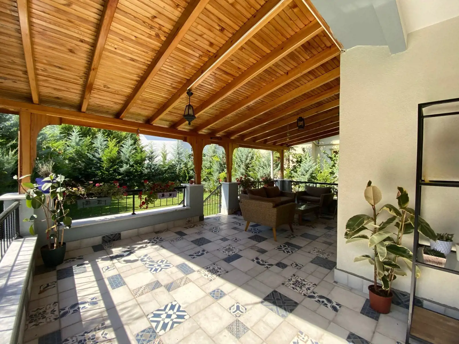 MERAM MELİKŞAH MAHALLESİ EŞYALI – FATURALAR DAHİL – KİRALIK OFİS 