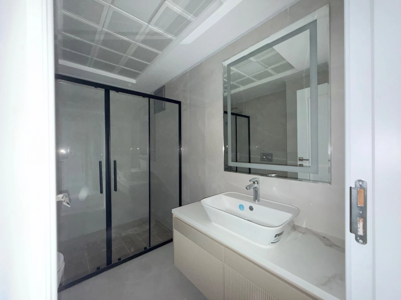 MERAM GAZZE CADDESİ ARMA PERADA GENİŞ A TİPİ 3+1 SATILIK DAİRE!