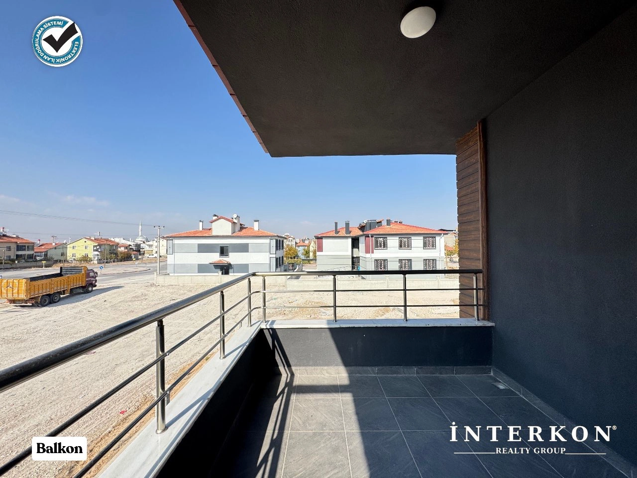 MERAM ALAKOVA MAHALLESİ YENİ MERAM SANAYİ KARŞISI KİRALIK DAİRE!