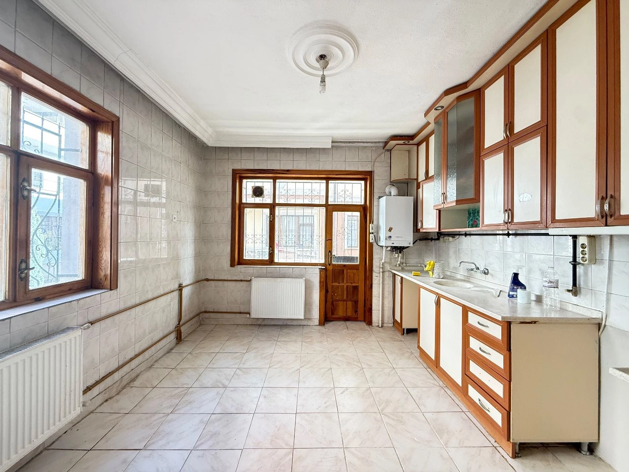 KONYA MERAM AŞKAN MAHALLESİ 6+1 SATILIK VİLLA!