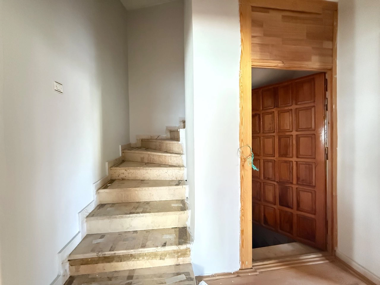 KONYA MERAM AŞKAN MAHALLESİ 6+1 SATILIK VİLLA!