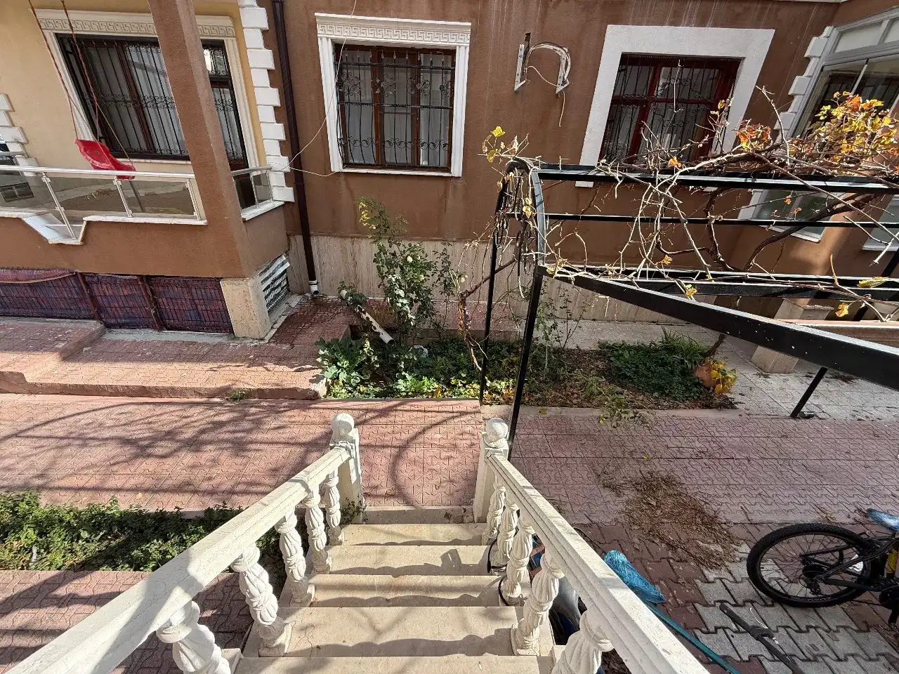 KONYA MERAM AŞKAN MAHALLESİ 6+1 SATILIK VİLLA!