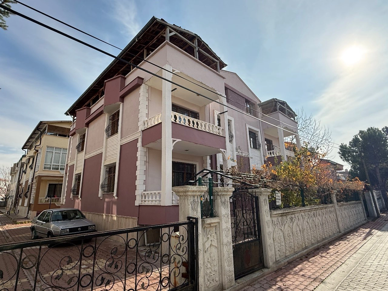 KONYA MERAM AŞKAN MAHALLESİ 6+1 SATILIK VİLLA!