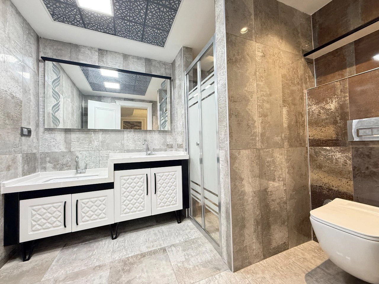 KONYA MERAM LALEBAHÇE MAHALLESİ 7+1 LÜKS SATILIK VİLLA!