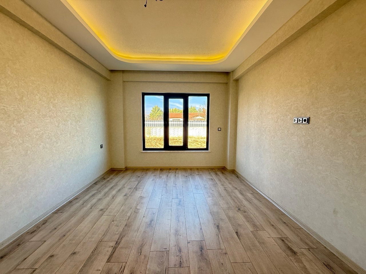 KONYA MERAM LALEBAHÇE MAHALLESİ 7+1 LÜKS SATILIK VİLLA!