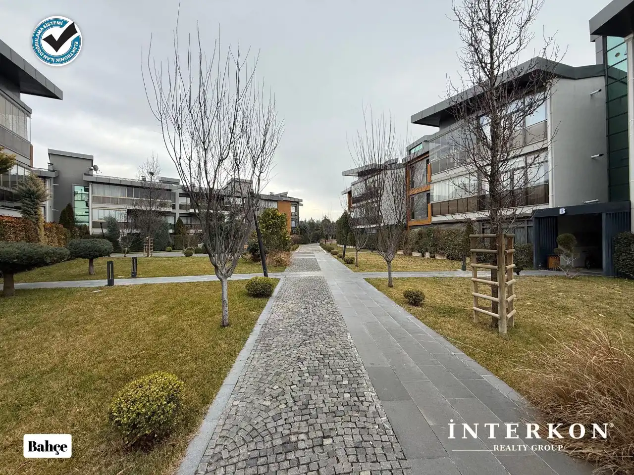 KONYA MERAM LALEBAHÇE (OSMANGAZİ) SATILIK LÜKS VİLLA TADINDA 4+1 DAİRE!