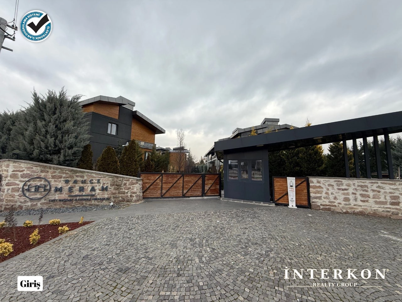 KONYA MERAM LALEBAHÇE (OSMANGAZİ) SATILIK LÜKS VİLLA TADINDA 4+1 DAİRE!