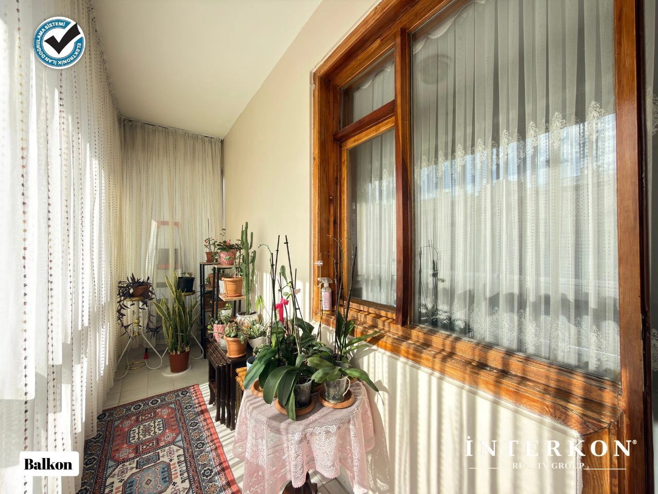 KONYA MERAM OSMAN YATAĞANLI ANA CADDE ÜZERİ SATILIK 4+1 SATILIK DAİRE!