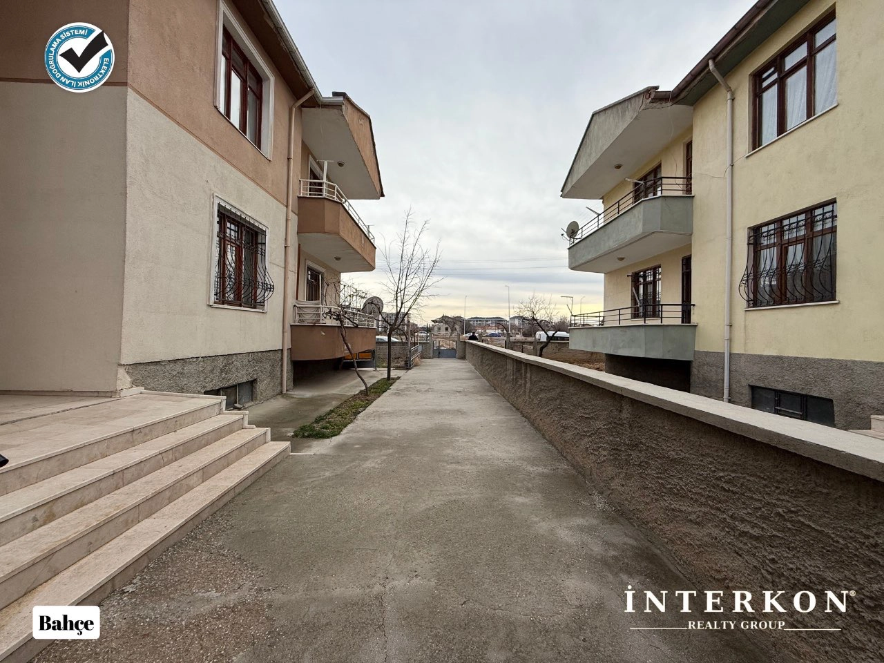 KONYA MERAM YENİŞEHİR MAHALLESİ 3 + 1 SATILIK DAİRE!