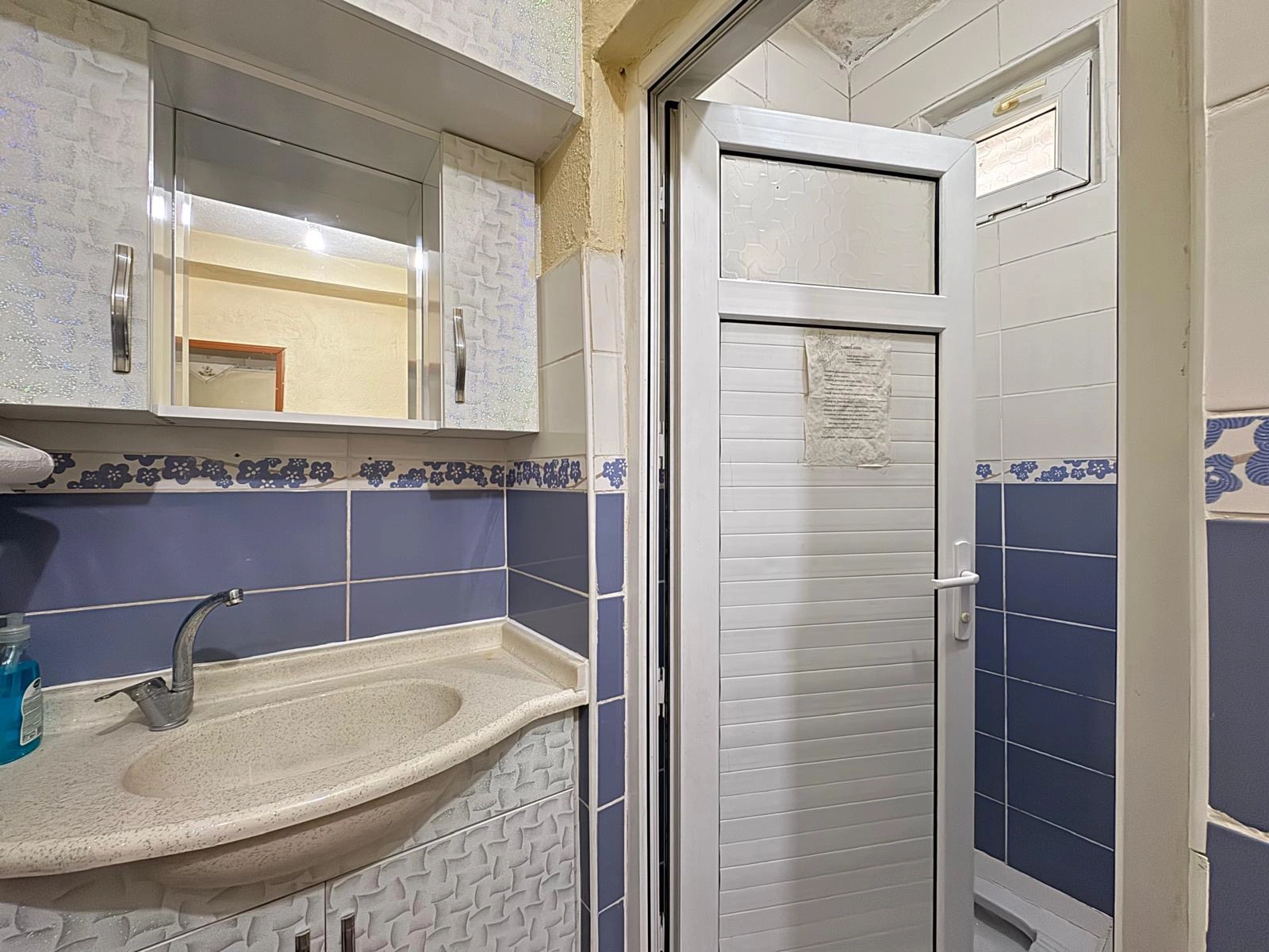 KONYA MERAM HARMANCIK MAHALLESİ’NDE GENİŞ ARSA PAYLI MÜSTAKİL SATILIK 3+1 EV!