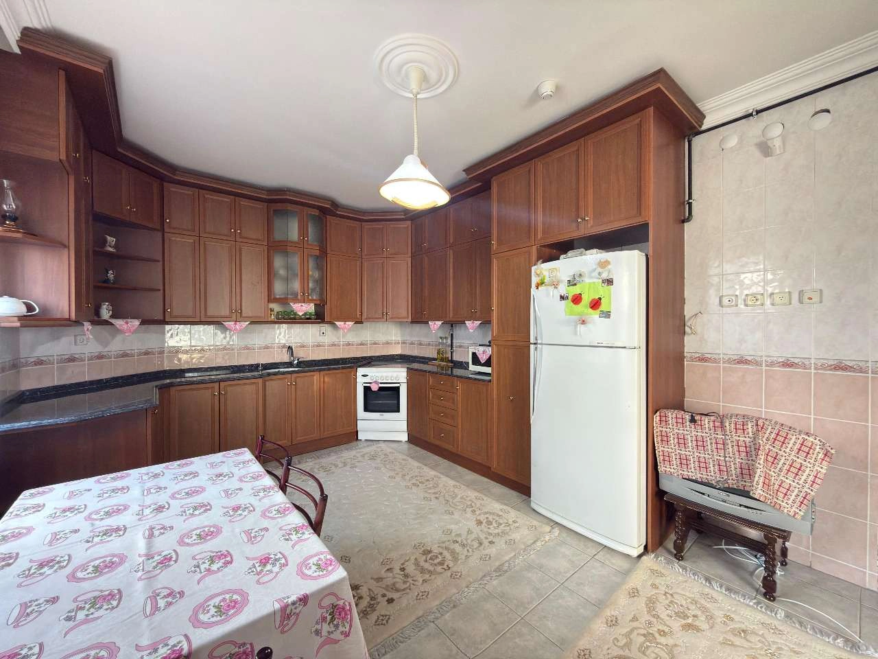 KONYA MERAM KOZAĞAÇ MAHALLESİ 6+1 SATILIK TRİPLEKS VİLLA!