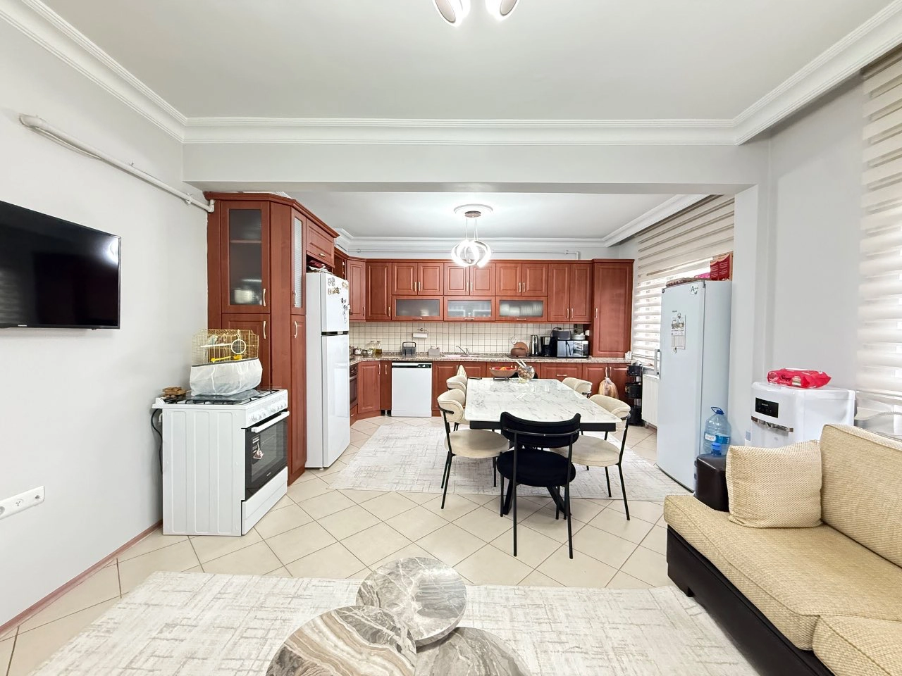 AKADEMİ HASTANESİ KARŞISI BAKIMLI3+1 ARA KAT SATILIK DAİRE!