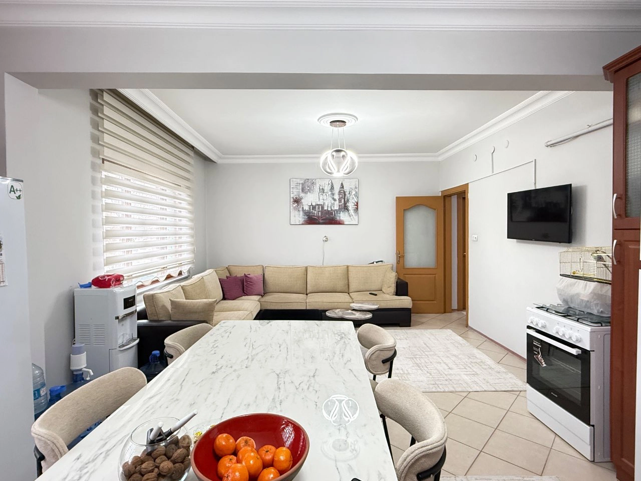 AKADEMİ HASTANESİ KARŞISI BAKIMLI3+1 ARA KAT SATILIK DAİRE!