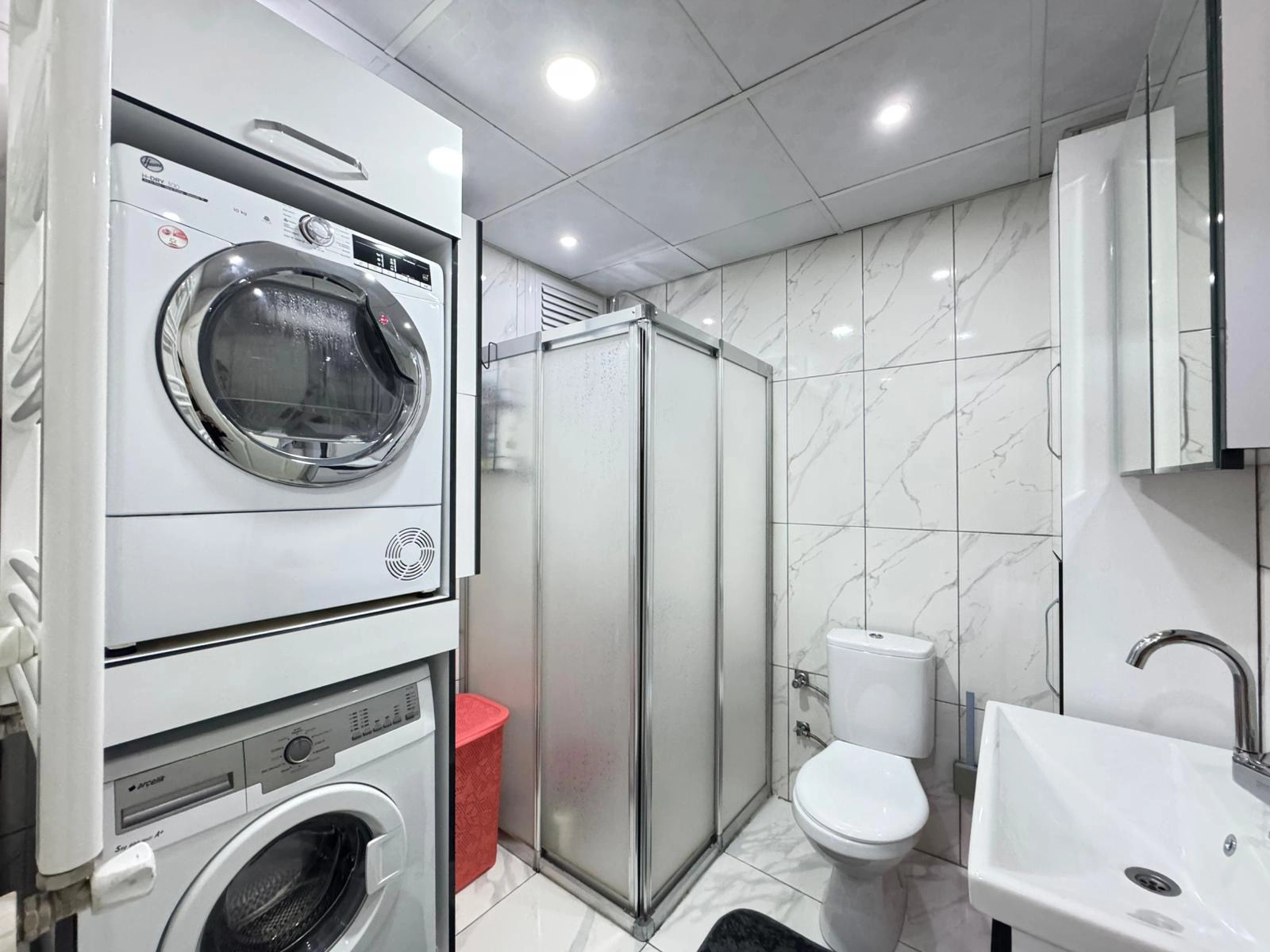 MERAM ALAVARDI MAHALLESİ | FIRSAT SATILIK DAİRE | SİTENİN EN İYİ BAKIMLI DAİRESİ
