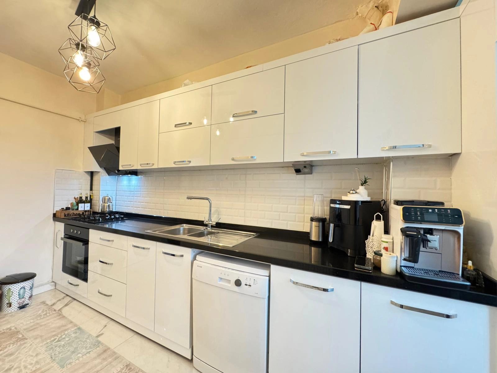 MERAM ALAVARDI MAHALLESİ | FIRSAT SATILIK DAİRE | SİTENİN EN İYİ BAKIMLI DAİRESİ