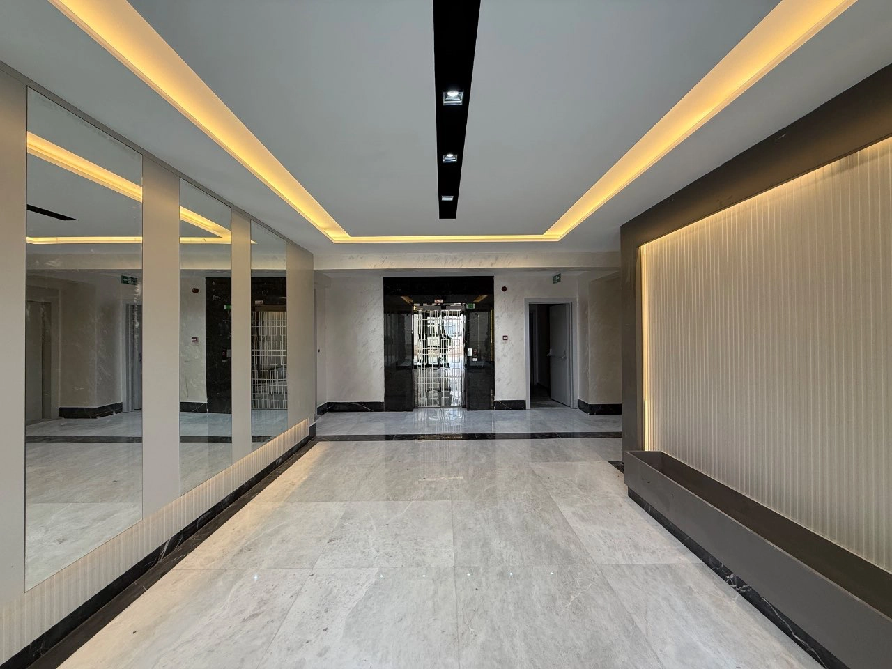 MERAM GAZZE CADDESİ LİVA MERAMDA SATILIK SIFIR 4+1 DAİRE!