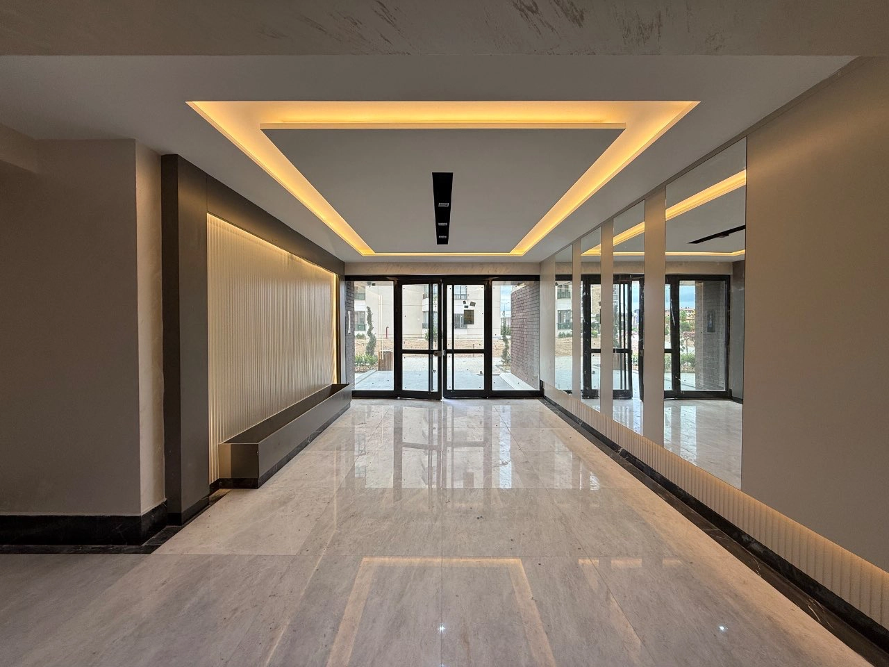 MERAM GAZZE CADDESİ LİVA MERAMDA SATILIK SIFIR 4+1 DAİRE!