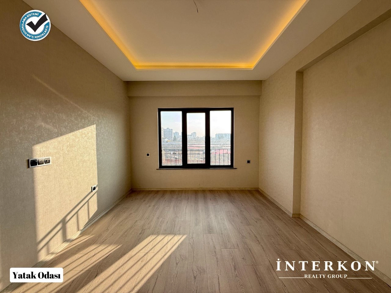 MERAM GAZZE CADDESİ LİVA MERAMDA SATILIK SIFIR 4+1 DAİRE!