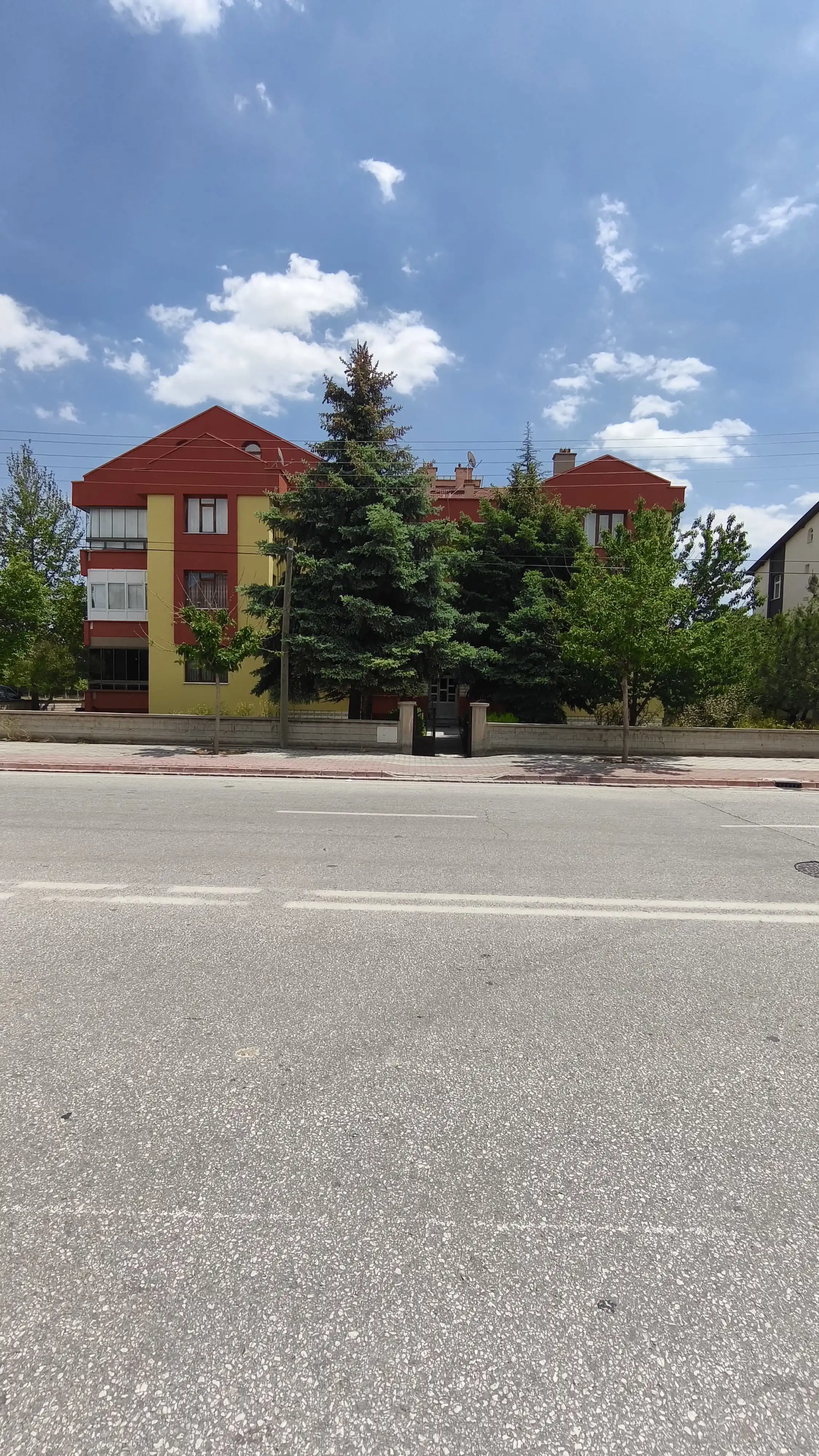 KONYA SELÇUKLU BUHARA MAHALLESİ 3+1 SATILIK DAİRE!!