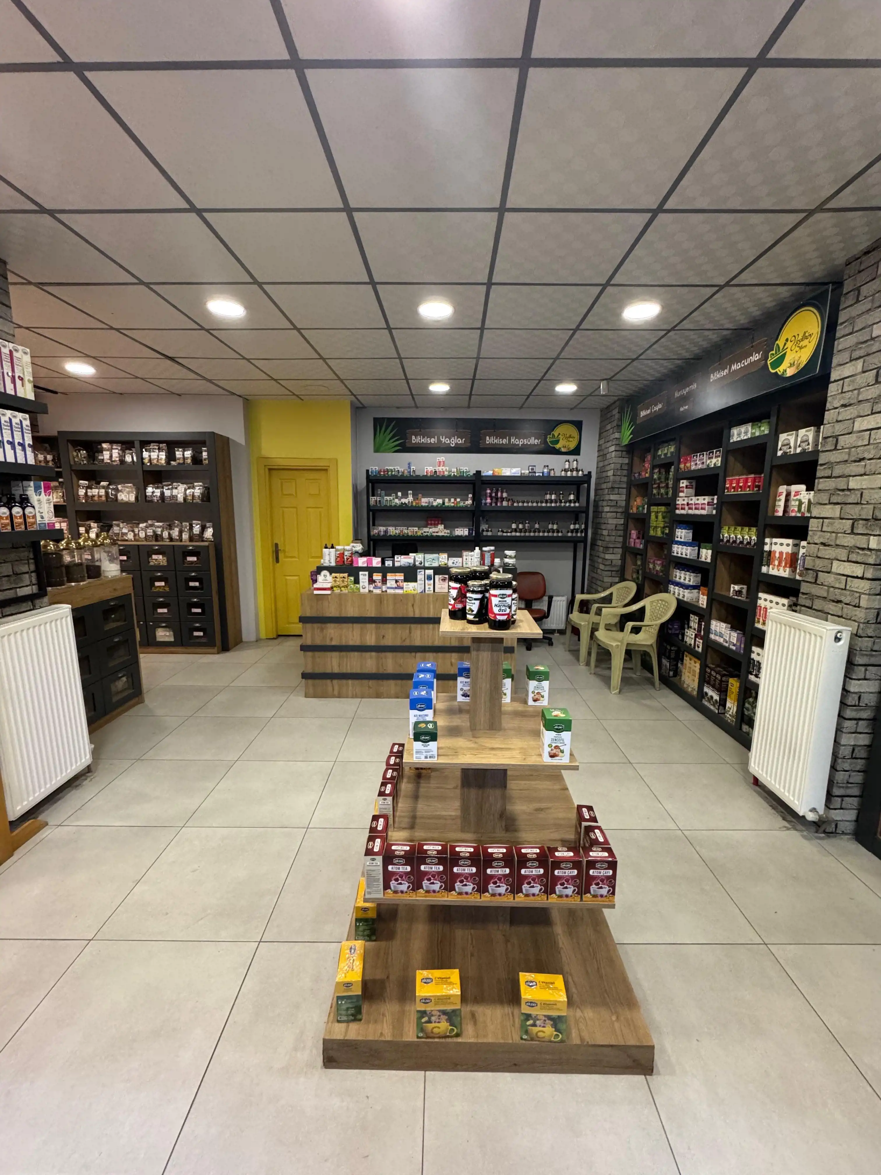 ŞEKER TEKKE CADDESİNDE 80 M2 DEVREN SATILIK İŞ YERİ!!