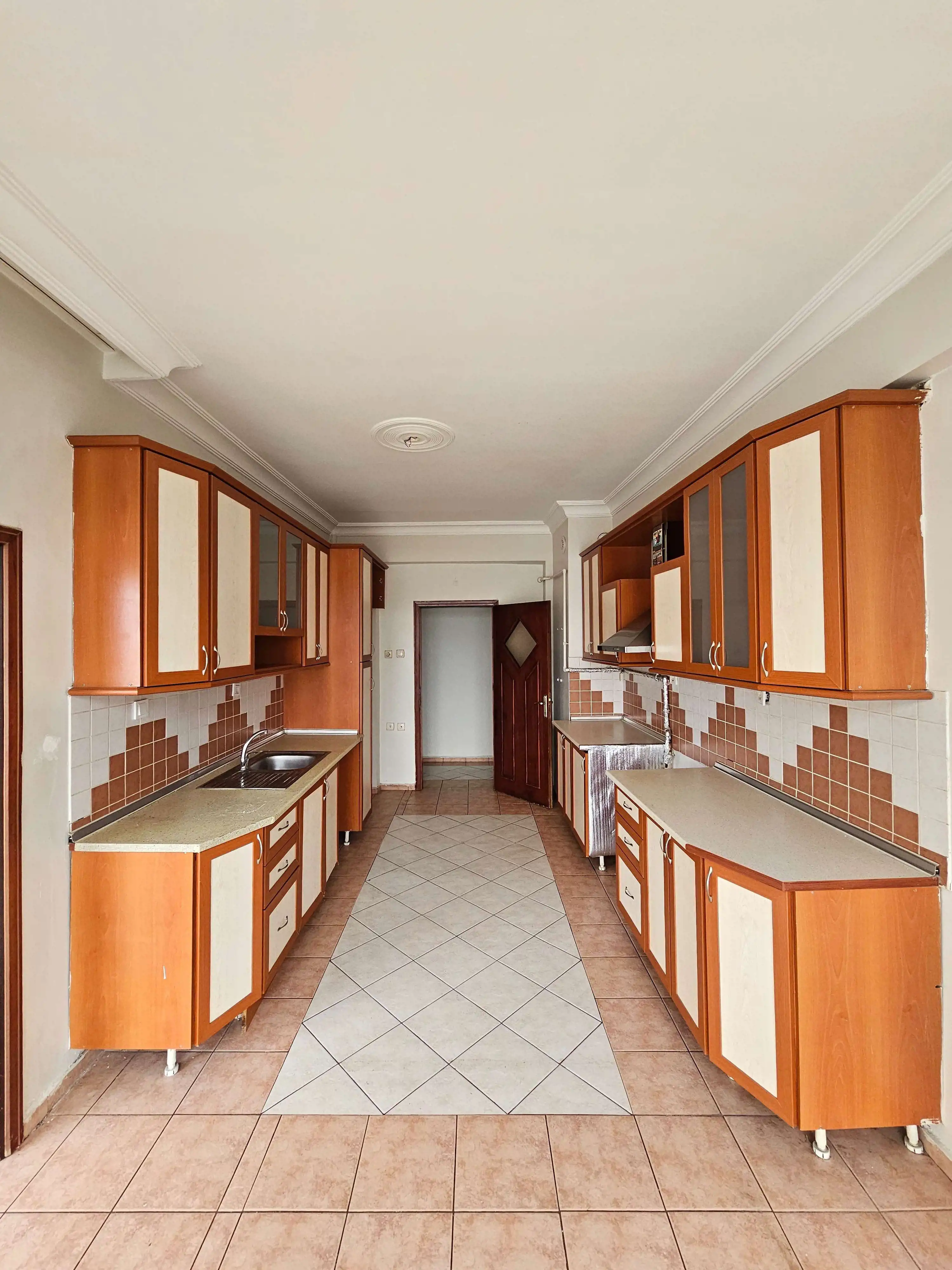 KONYA SELÇUKLU YAZIR MAHALLESİ KİM KARDELEN EVLERİ 3+1 KİRALIK DAİRE!!
