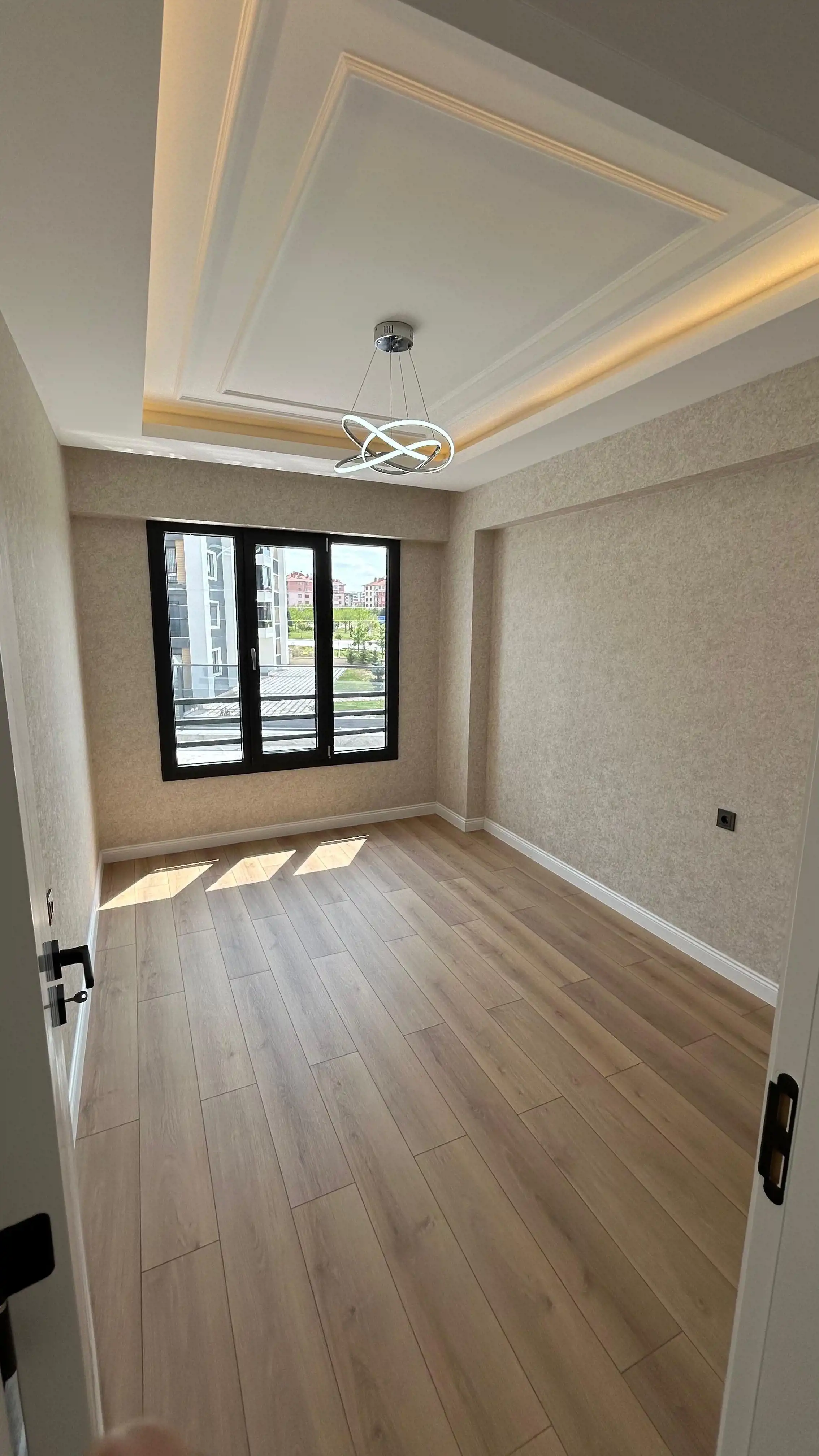 KONYA SELÇUKLU SELAHADDİN EYYÜBİ MAHALLESİ 3+1 SATILIK DAİRE!!