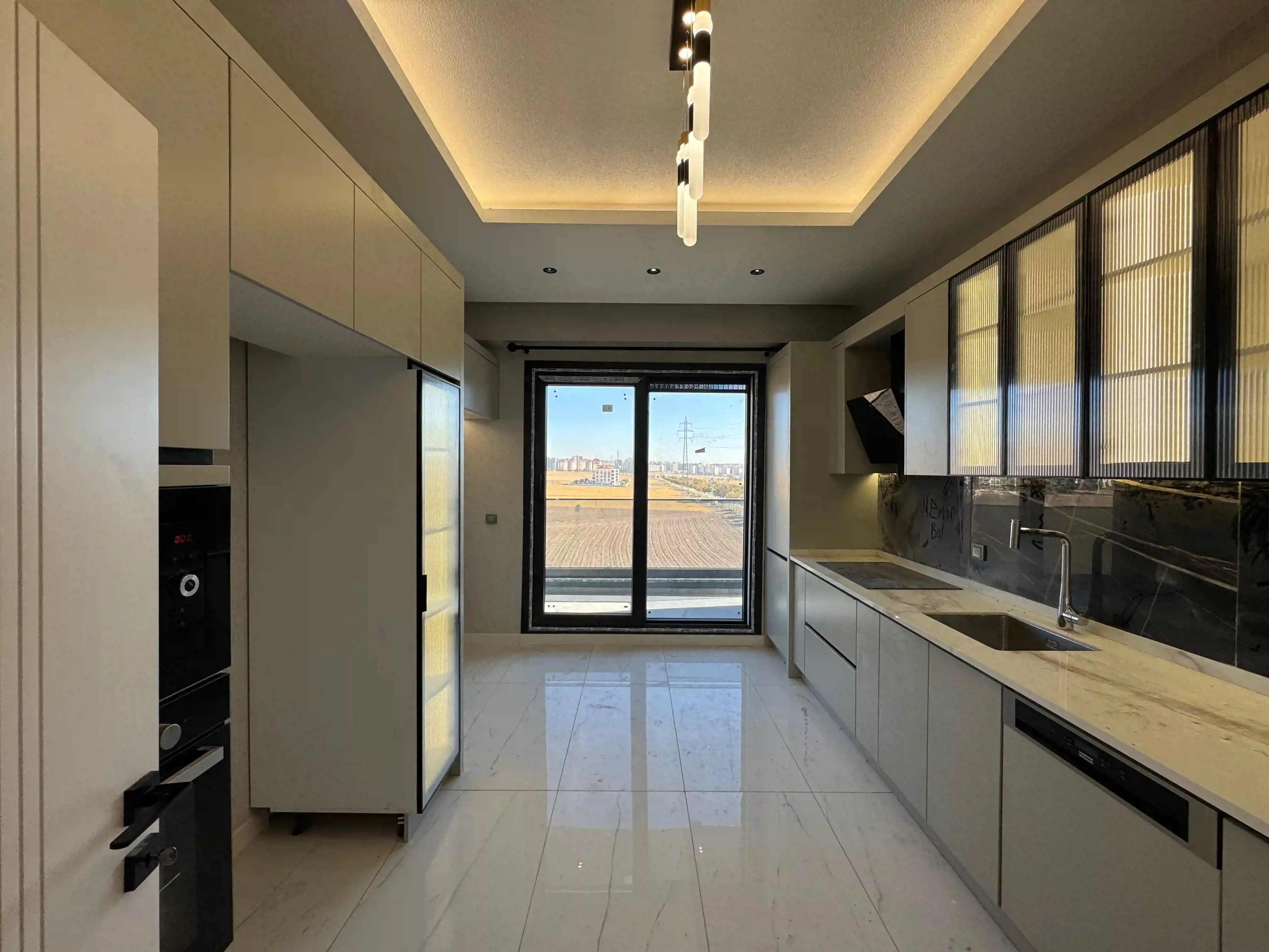 KONYA SELÇUKLU SELAHADDİN EYYÜBİ MAHALLESİ 4+1 SATILIK DAİRE!!