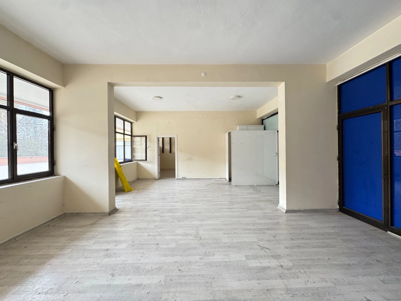NİŞANTAŞI MAHALLESİ HAZIM ULUŞAHİN’DE 70 m2 KİRALIK OFİS!!!