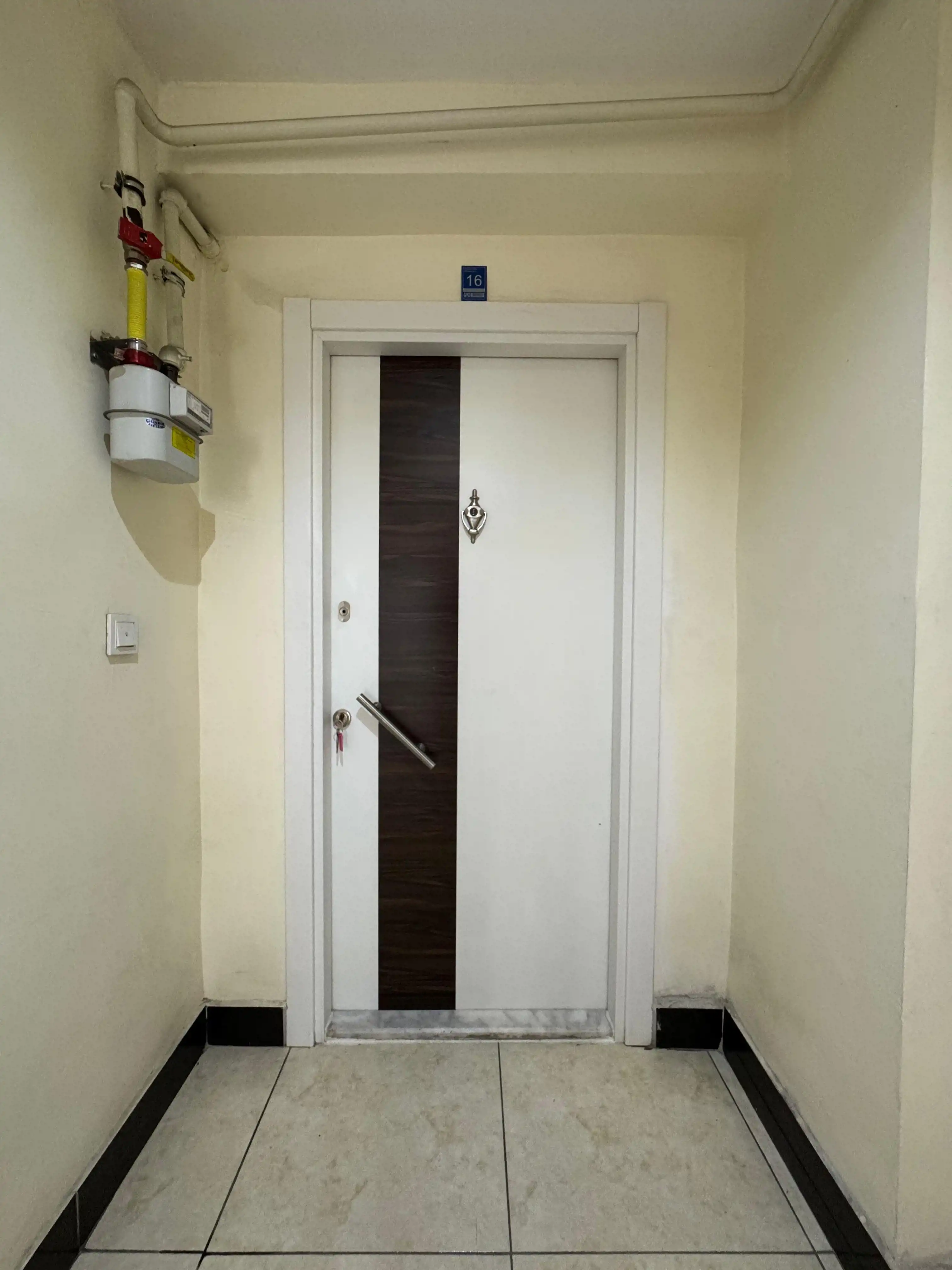KONYA SELÇUKLU İHSANİYE MAHALLESİ GOLD PARK SİTESİ 1+1 SATILIK DAİRE!