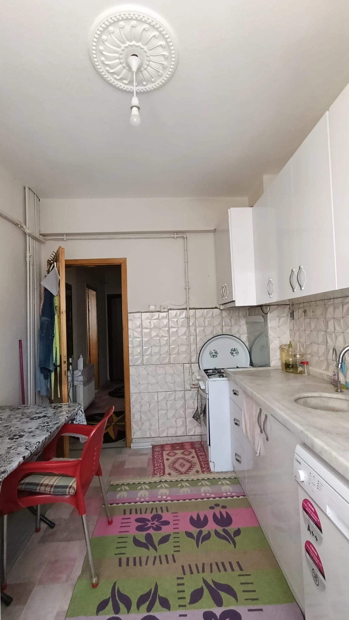 KONYA SELÇUKLU SANCAK MAHALLESİ YILDIRIM SİTESİ 3+1 SATILIK DAİRE!