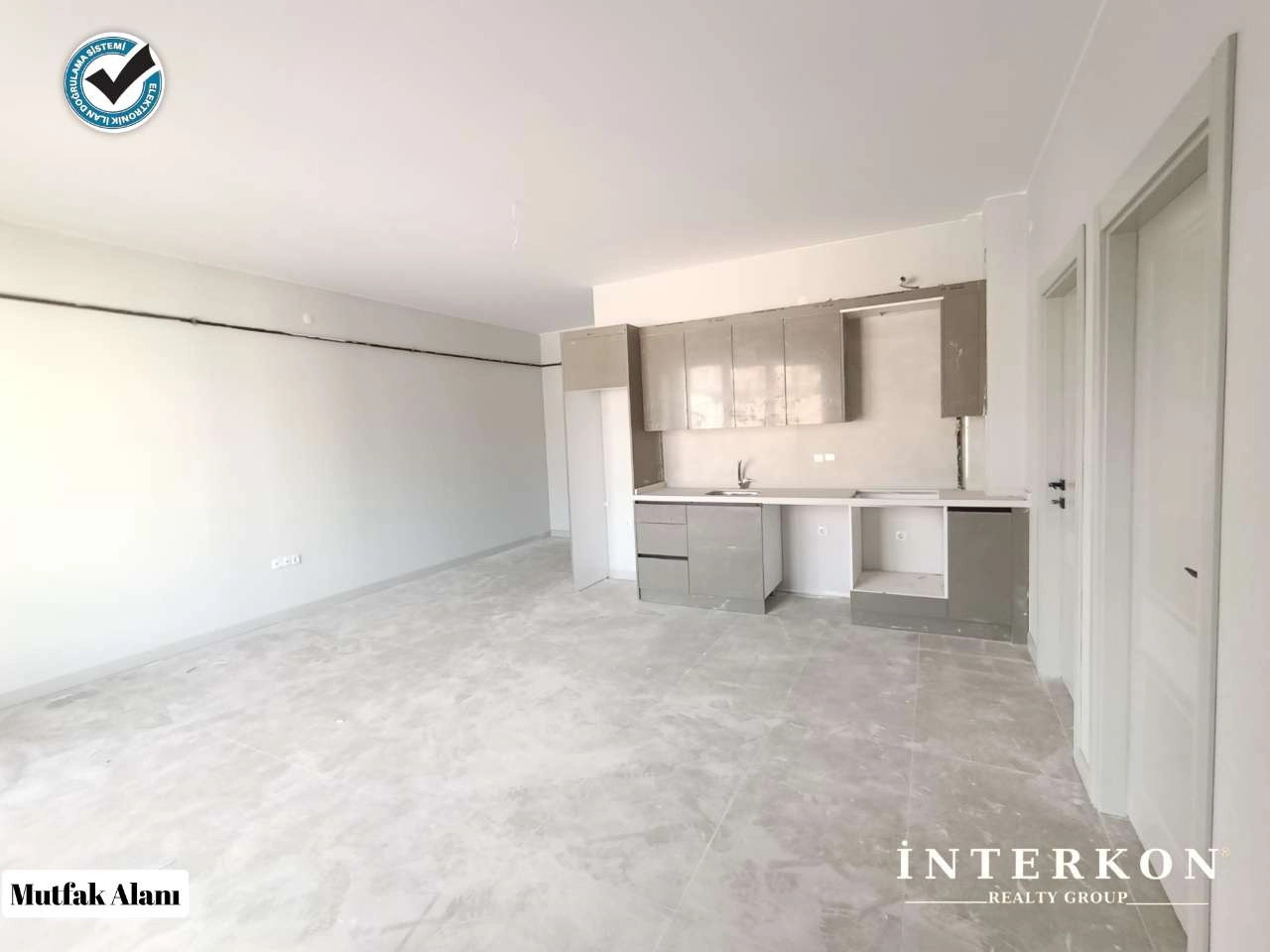 KONYA KARATAY KALENDERHANE MAHALLESİ 2+1 KİRALIK OFİS!