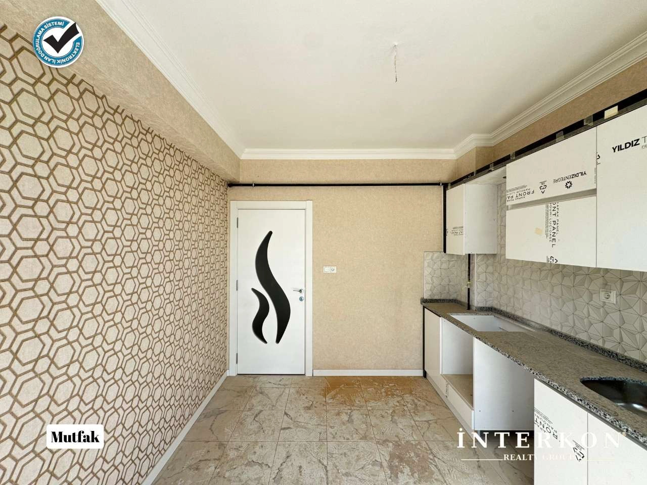 KONYA KARATAY FATİH POLİS KARAKOLU KARŞISI 2+1 SATILIK DAİRE!
