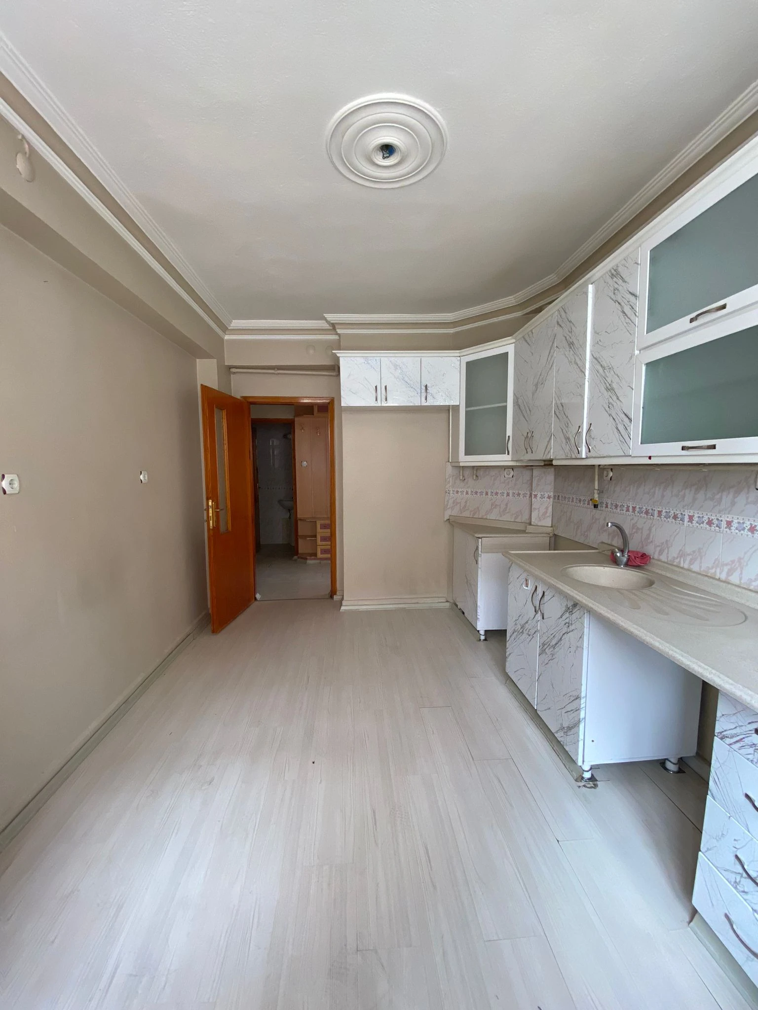 KARATAY ARAPLAR MAHALLESİ 5+1 KİRALIK DUBLEKS DAİRE