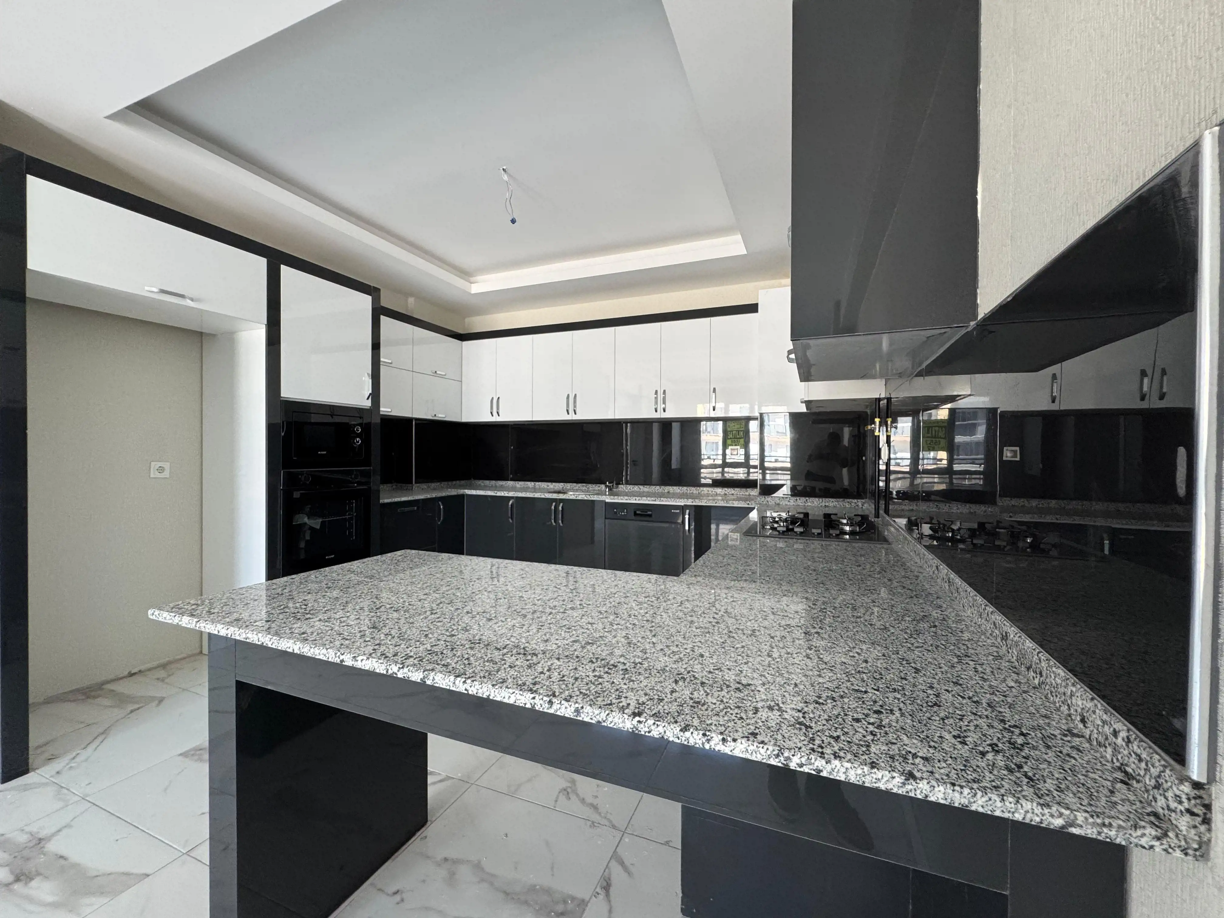 KONYA KARATAY AKABE MAHALLESİ 5+1 SATILIK DAİRE!