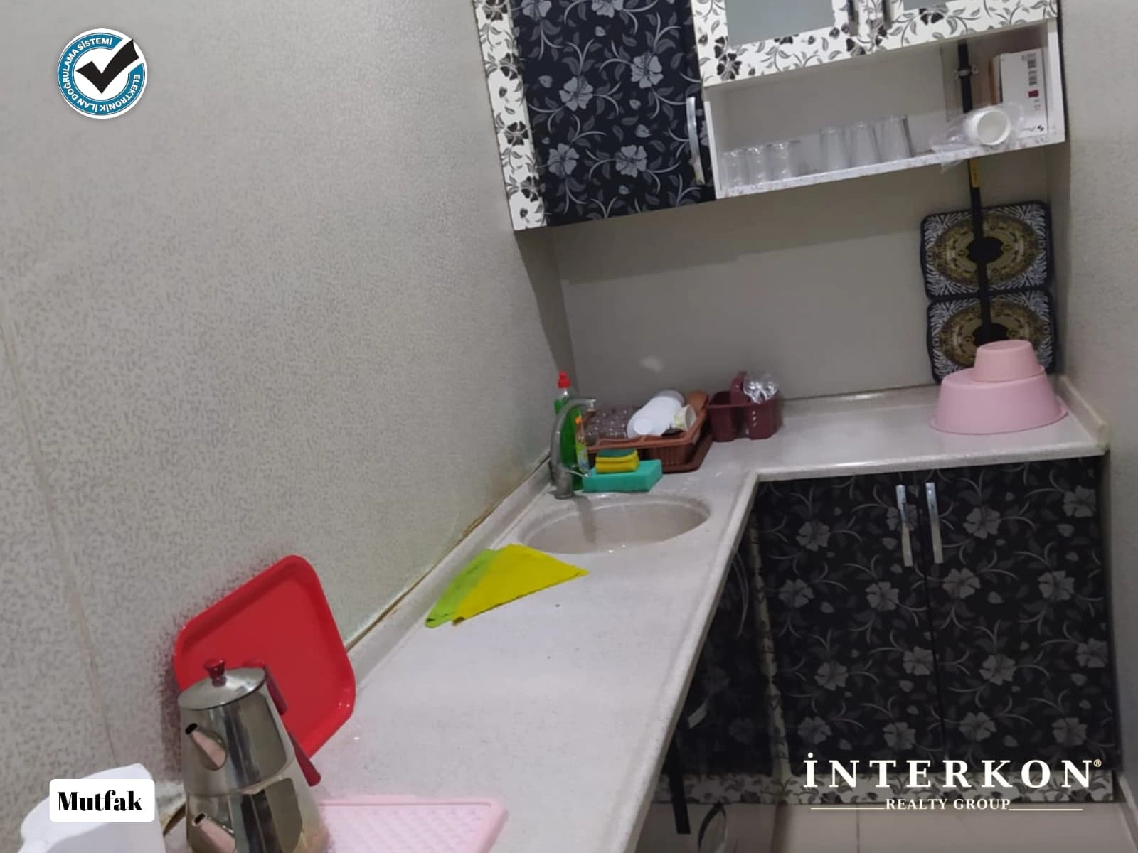 İSTİKLAL MAHALLESİNDE 40 M2  SATILIK DÜKKAN!