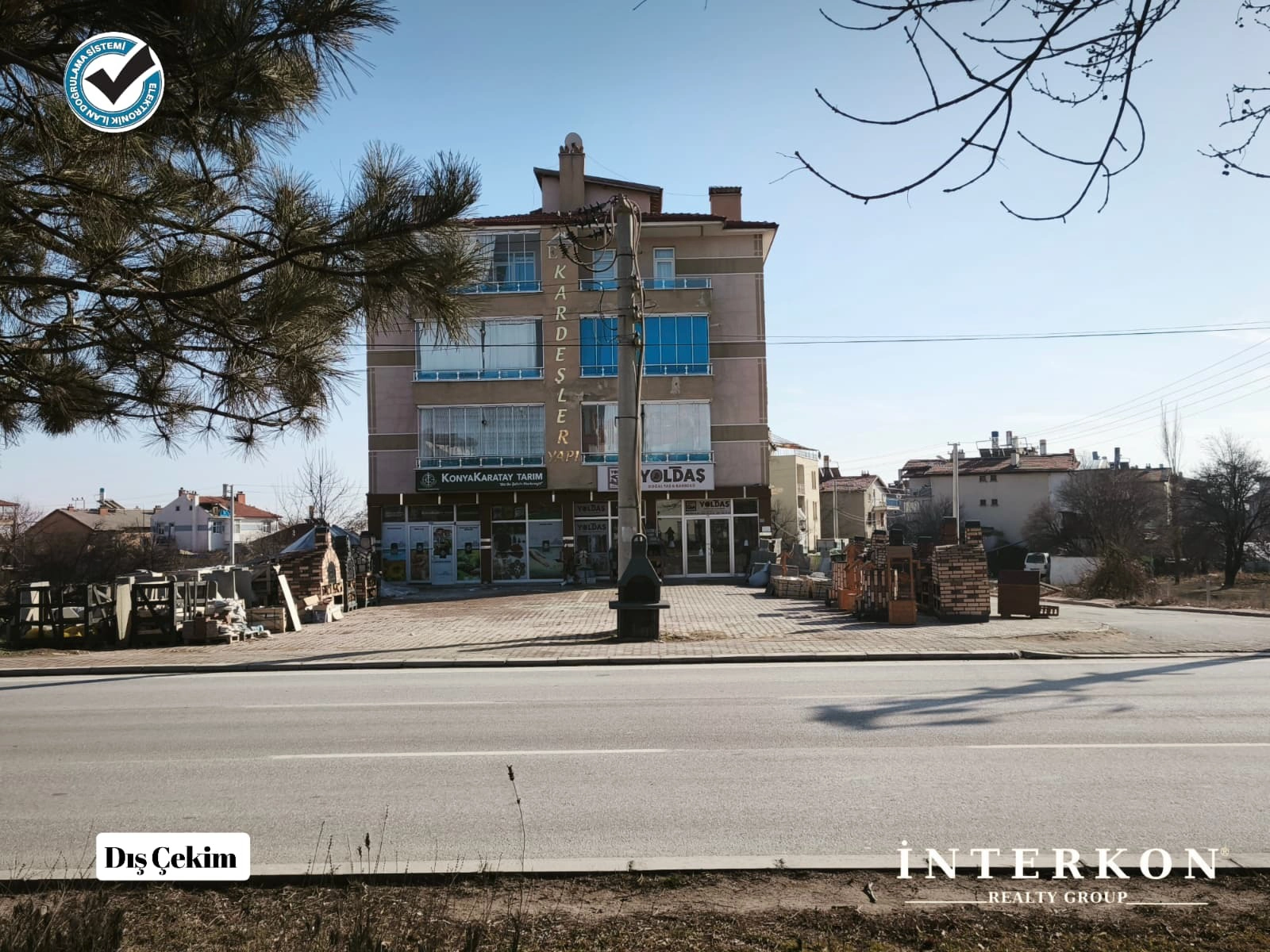 İSTİKLAL MAHALLESİNDE 40 M2  SATILIK DÜKKAN!