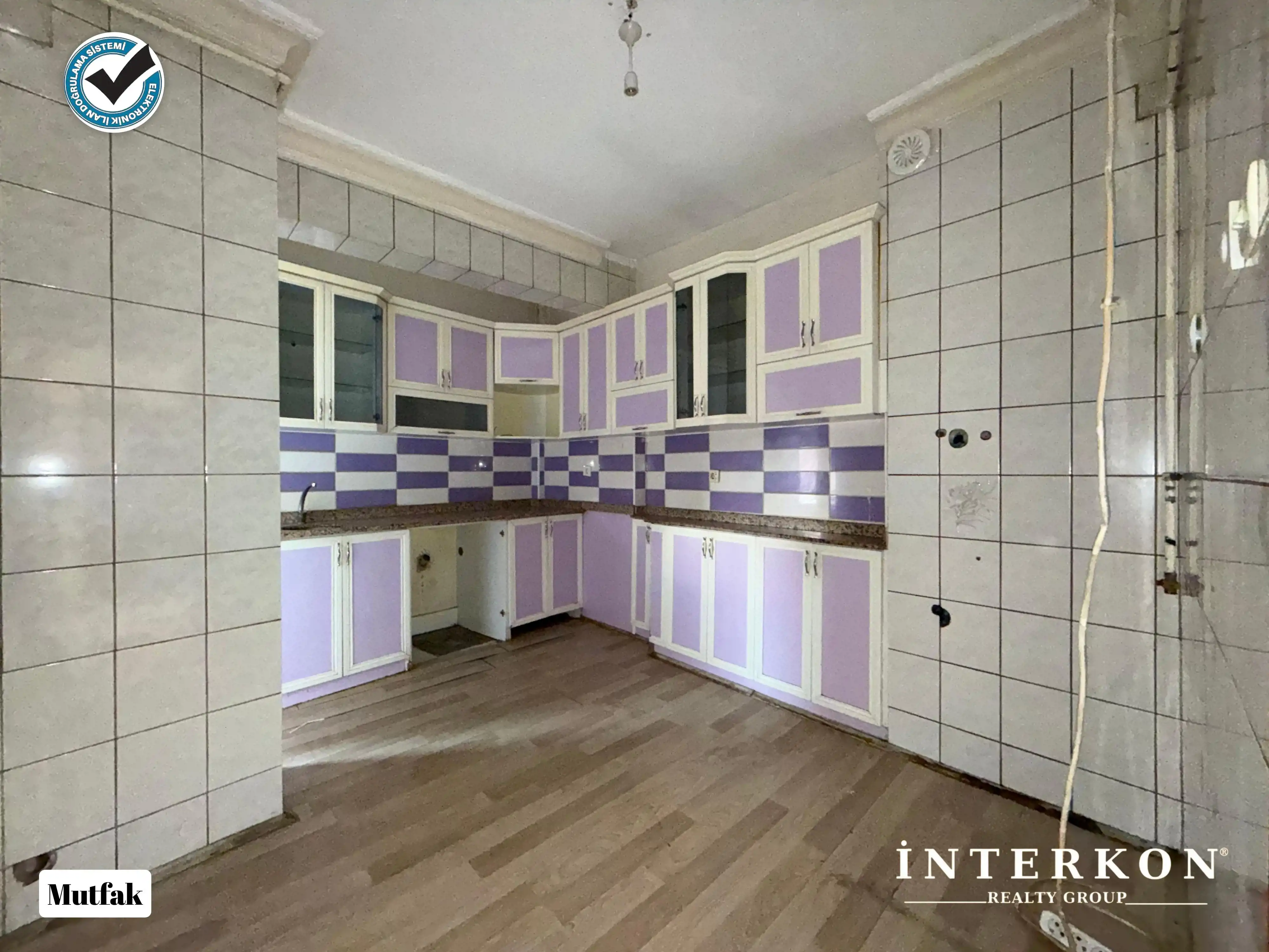 KALENDERHANE MAHALLESİ 3+1 SATILIK DAİRE!