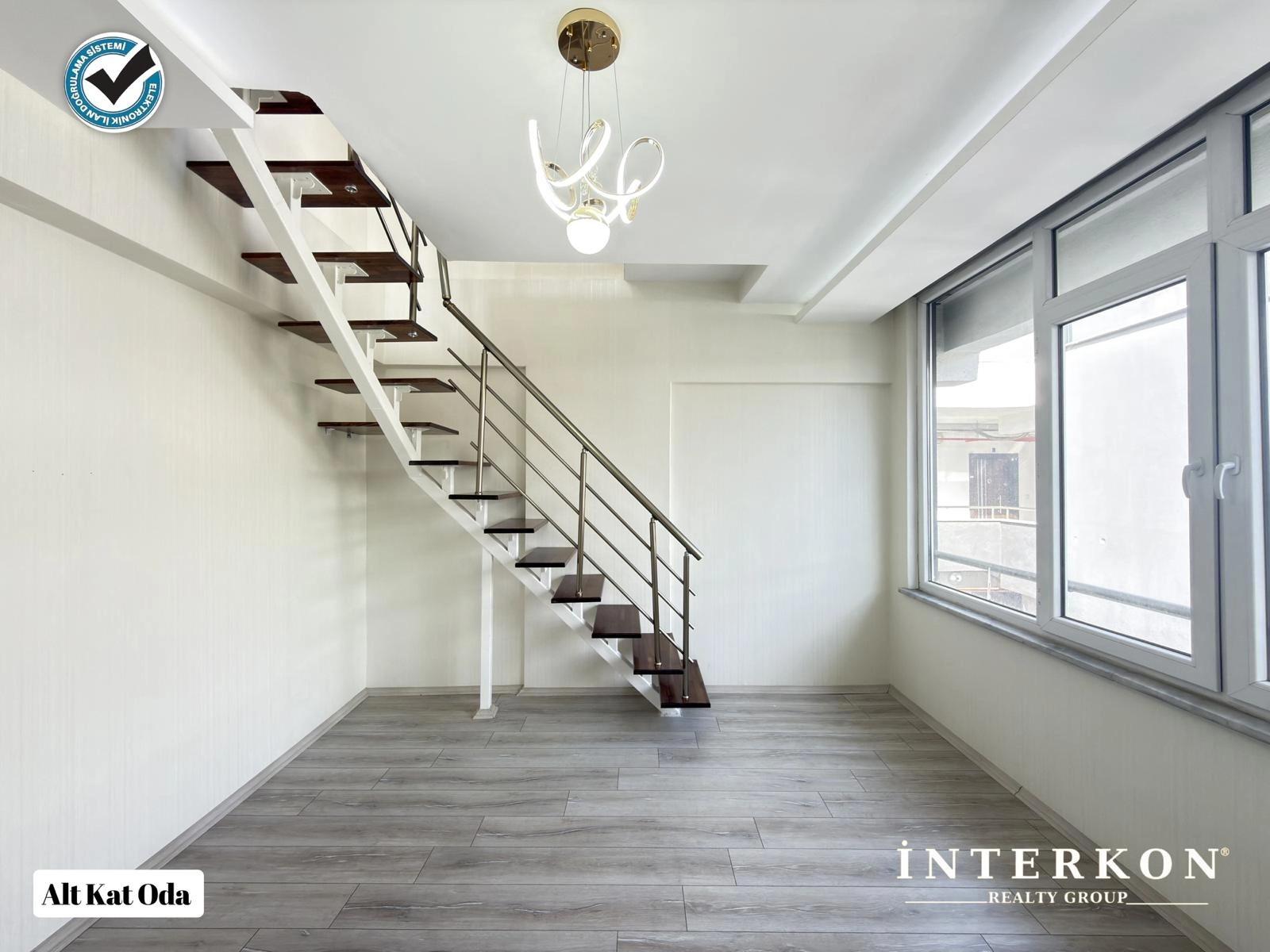 AKABE MAHALLESİ 2+1 SATILIK DAİRE!
