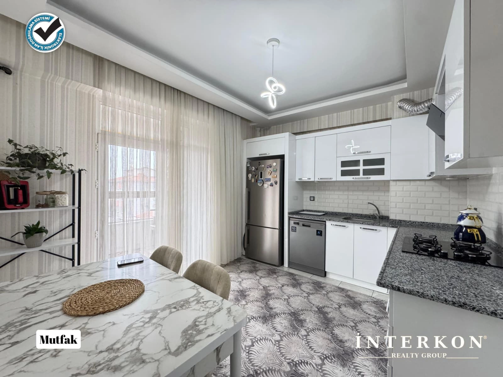 ADANA ÇEVRE YOLU ÜZERİ 3+1 SATILIK DAİRE!