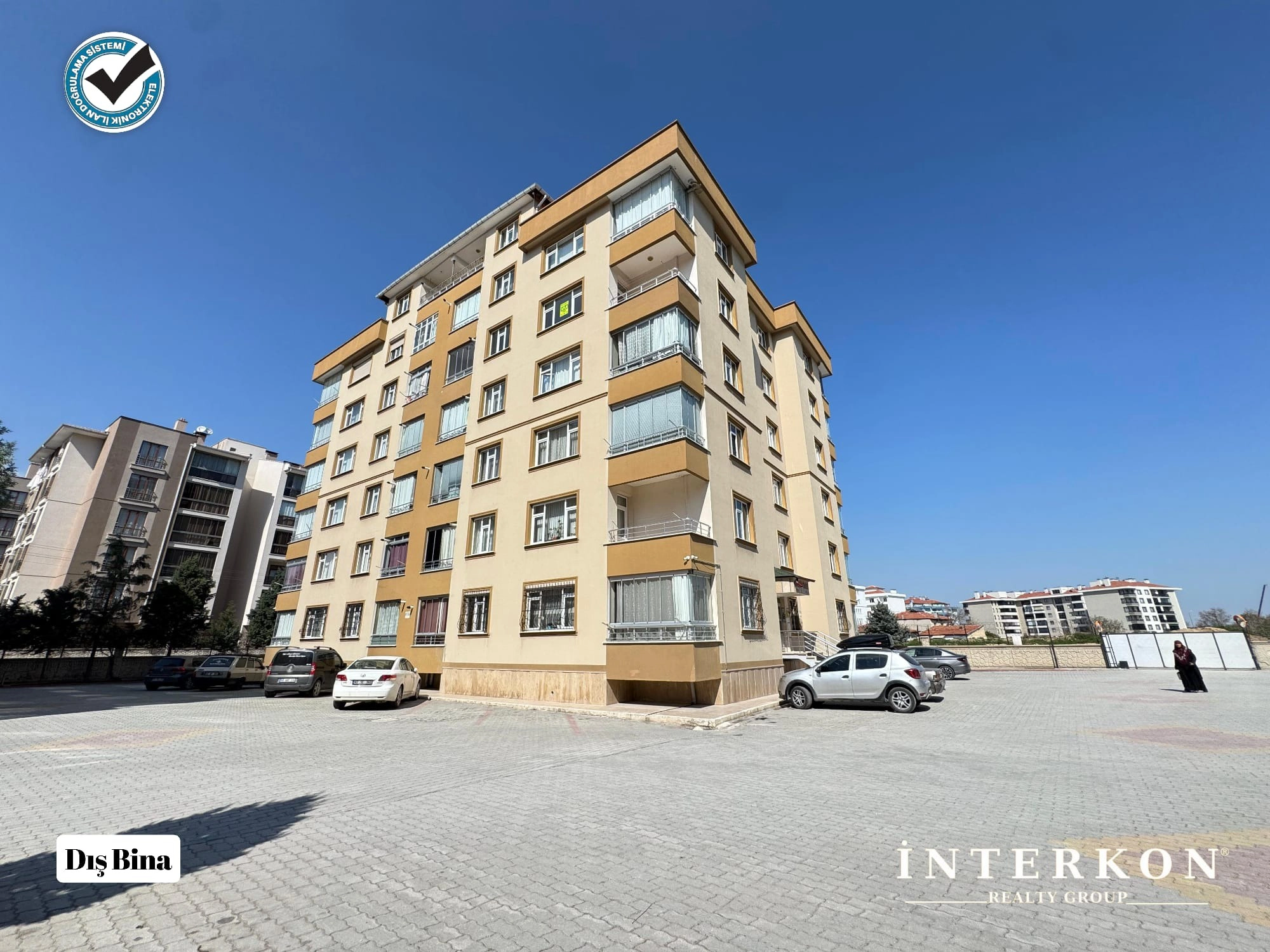 HACIVEYİSZADE MAHALLESİ 3+1 SATILIK DAİRE!