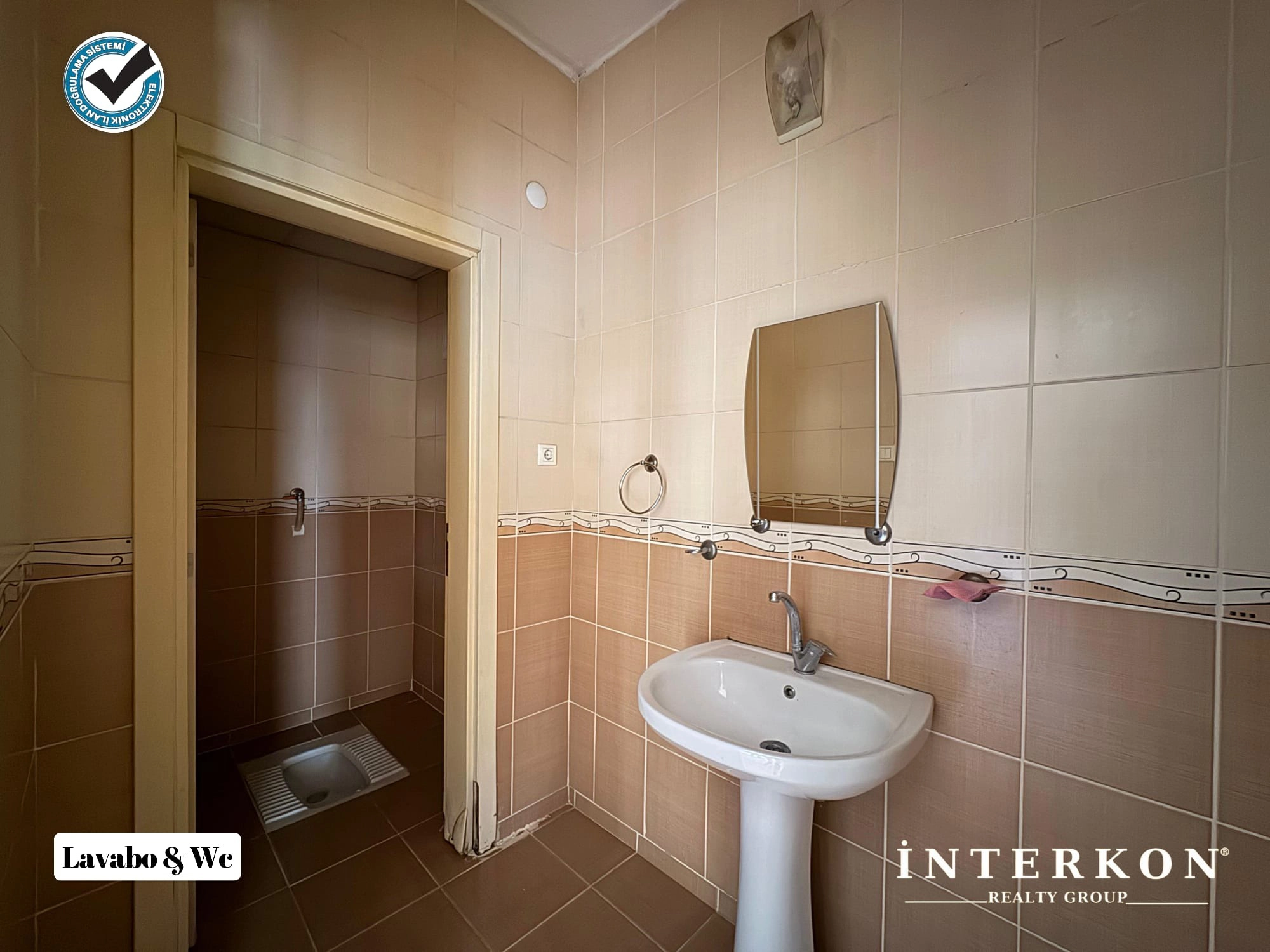 HACIVEYİSZADE MAHALLESİ 3+1 SATILIK DAİRE!