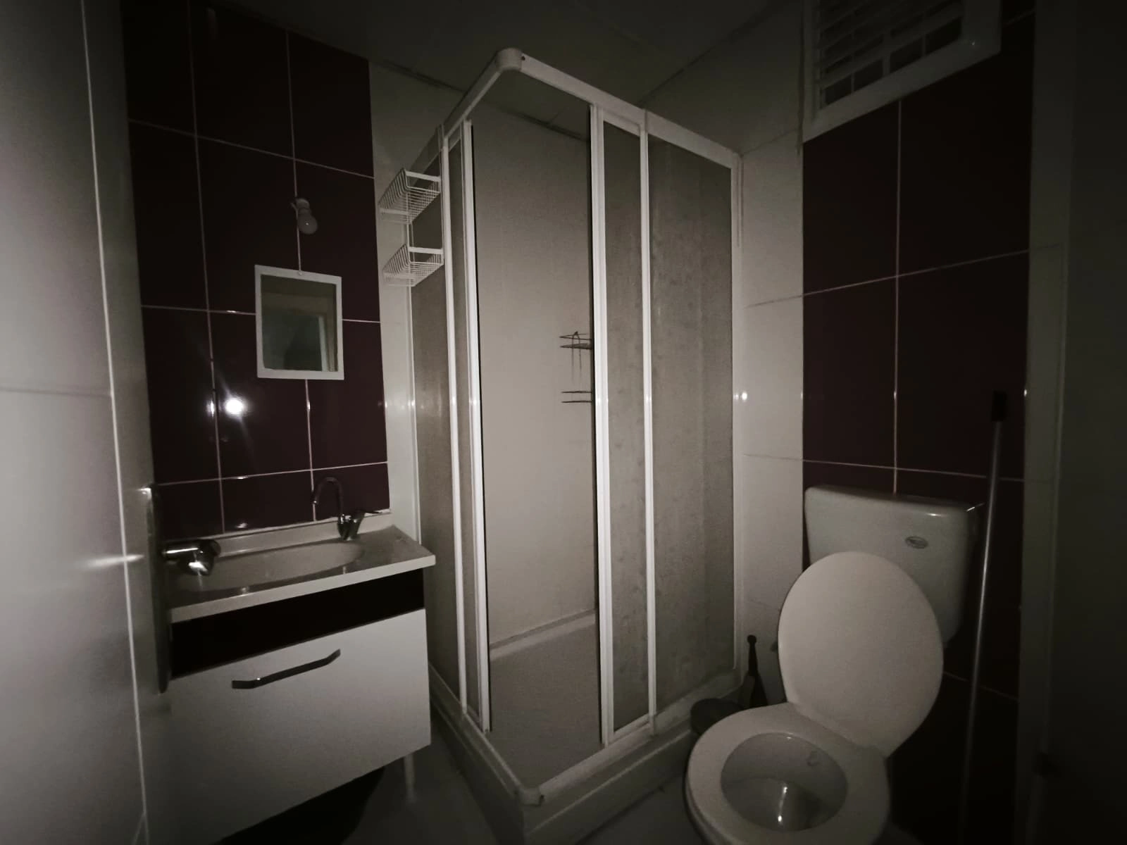 AKABE MAHALLESİ 1+1 EŞYALI KİRALIK DAİRE!